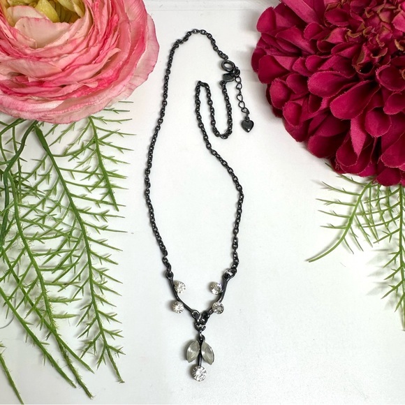 Vintage Jewelry - VINTAGE⚜️Made In Paris Crystal Chain Necklace